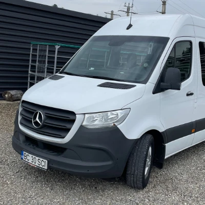 Flotă Smart2 - microbuz față